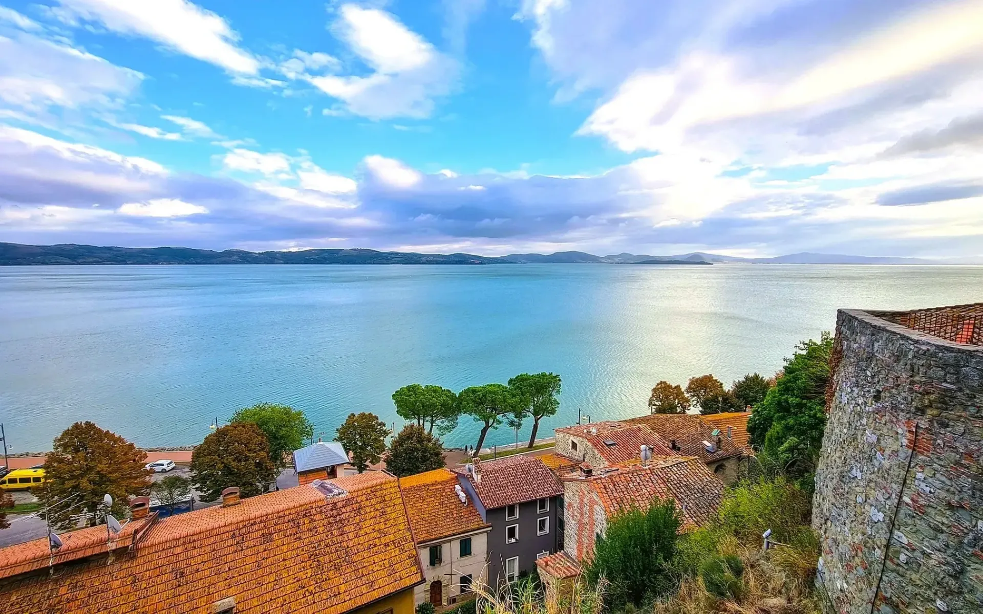 Odkryj jezioro Trasimeno w Umbrii