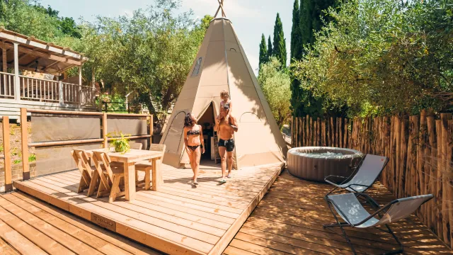 Glamping Vallicella Tipi Lodge