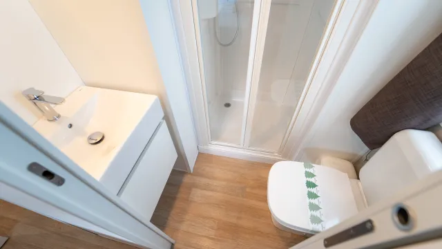 Next XL Superior bathroom