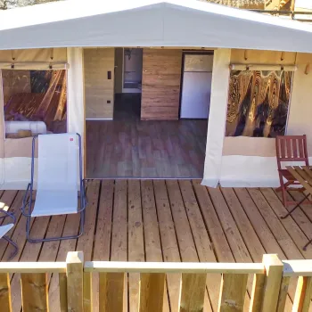 Lodge Tent Deluxe Vacanze_cover