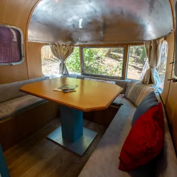 Glamping Vallicella Airstream kitchen