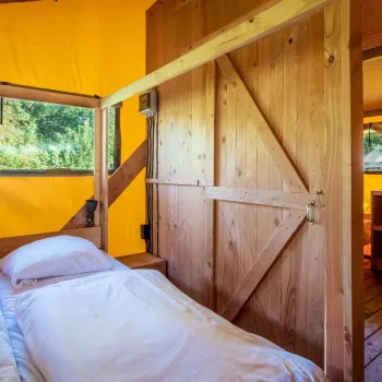 Glamping Vallicella Luxury Lodge bedroom