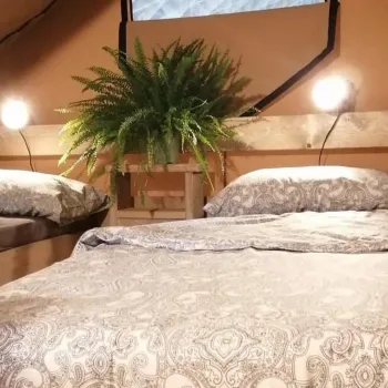 Vallicella Safari Lodge Special bedroom