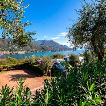 Weekend Lake view pitch