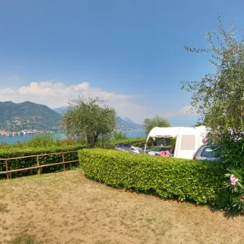 Weekend Lake view pitch