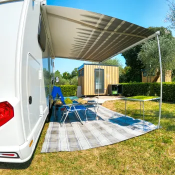 Camping pitch with private bathroom