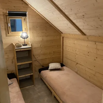 Safari Lodge's all season kids' bedroom