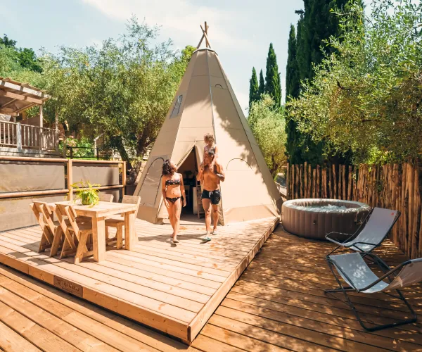 Glamping Vallicella Tipi Lodge